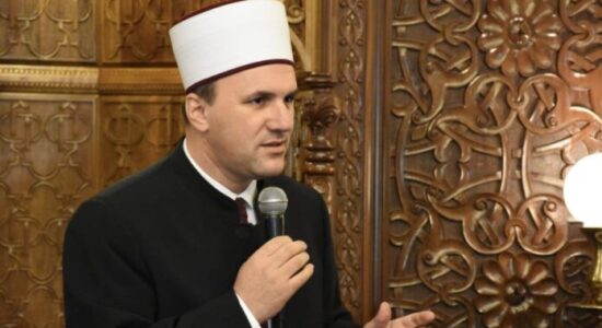 Qani Nesimi jep dorëheqje nga posti i Myftiut të Tetovës