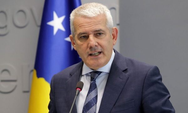 Sveçla: Prej 1 korrikut nisin patrullimet e përbashkëta të Policisë së Kosovës dhe Shqipërisë