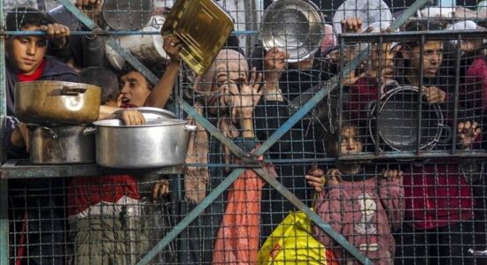 Raport: 96 për qind e banorëve të Gazës përballen me uri ekstreme