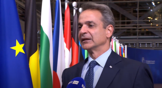 (VIDEO) Micotakis para KE-së: Presidentja dhe kryeministri në RMV po e shkelin marrëveshjen e Prespës