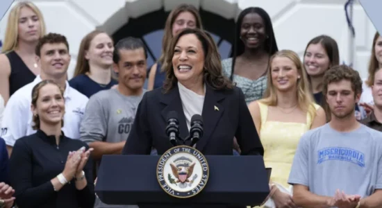 Kamala Harris grumbulloi 633 milionë dollarë për fushatën zgjedhore