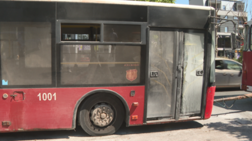 Nuk ka pasur udhëtarë në autobusin e NQP-së Shkup, i cili u djeg në Butel