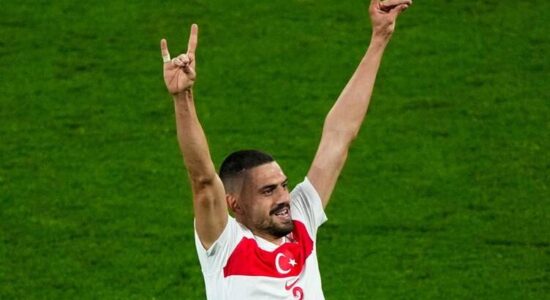 I shënoi dy golat vendimtarë Austrisë, UEFA hap hetim për Demiral