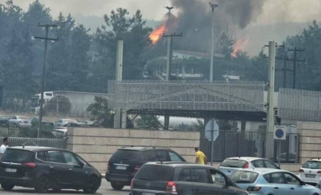 Mbyllet vendkalimi kufitar Bogorodicë për shkak të zjarrit nga ana greke, ndërmerren masa për shuarjen e zjarrit