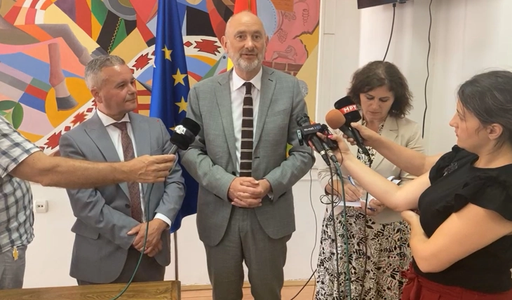 (VIDEO) Euroambasadori Gir: RMV duhet të përfitojë nga momenti pozitiv dhe të ecë përpara drejt BE-së