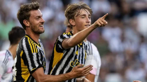 Juventus vazhdon spastrimet, mbrojtësi holandez pranë kalimit në Premier League