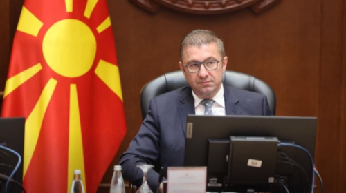 (VIDEO) Mickoski nuk merr ministra shqiptarë në samitin e NATO-s, reagon BDI