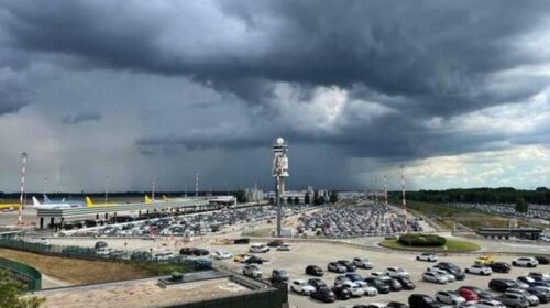 Mot i keq në Milano, stuhia përmbyt aeroportin e Malpensës