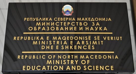 Risi në arsim: nxënësit do të marrin pjesë domosdoshmërisht në aktivitete të dobishme shoqërore të organizuara në bashkëpunim me sektorin e shoqërisë civile