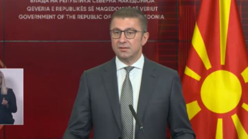 Mickoski: Na vjen keq për ngjarjen me presidenten Vjosa, herën tjetër personalisht do ta mirëpres në aeroport