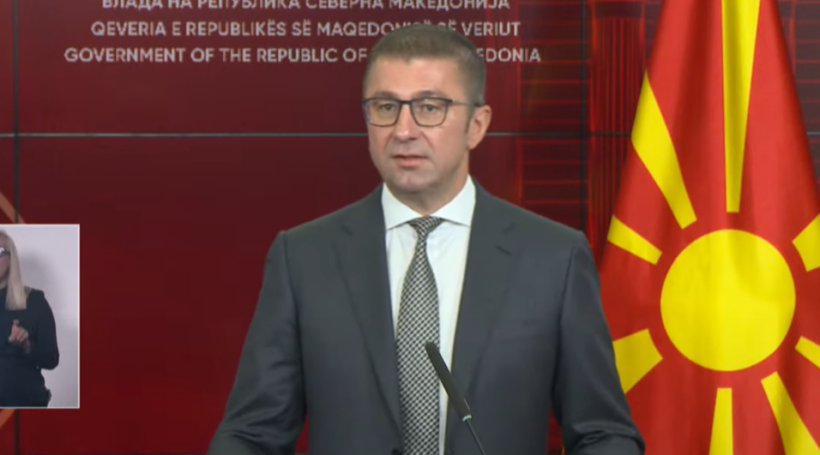 Mickoski: Na vjen keq për ngjarjen me presidenten Vjosa, herën tjetër personalisht do ta mirëpres në aeroport