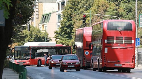 Kaos në Shkup nga e hëna: 150 autobusë më pak