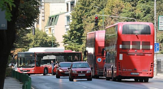 NTP mund të mbetet pa gaz, do të ketë vonesa dhe ndryshime në orarin e autobusëve
