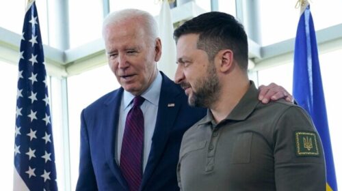 Biden do të flasë me Zelenskyn për raketat me rreze të gjatë