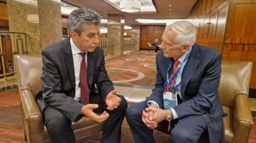 Mexhiti takon ish-komandantin e Forcave të NATO-s Wesley Clark