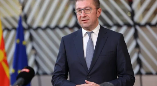 Mickoski nga Brukseli: Procesi i integrimit në BE të bazohet në arritje, dhe jo në çështje bilaterale