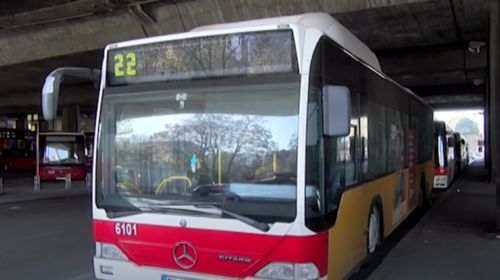 (VIDEO) I paguhet borxhi transportuesve privat, do të ketë autobusë