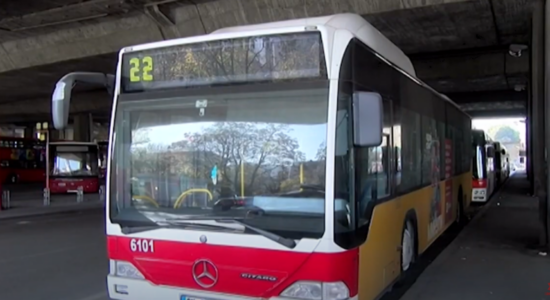 (VIDEO) Eurostat: Prej 3 690 autobusëve në RMV vetëm 15 janë ekologjik