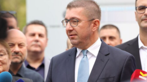 Mickoski i përgjigjet Snopçes për paralajmërimet për largim nga Qeveria: Ju dëshiroj fat!