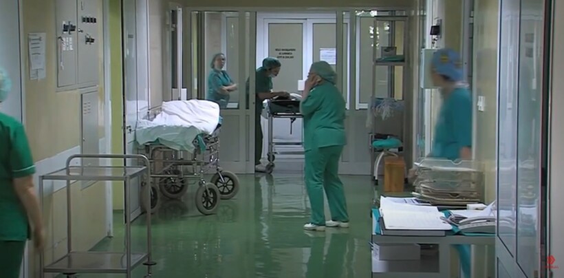 (VIDEO) Klinikat dhe spitalet kanë borxhe mbi 80 milionë euro