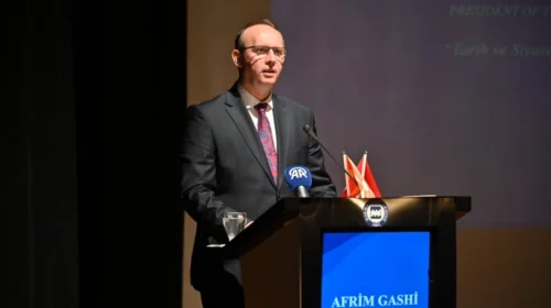 Afrim Gashi reagon pas sulmit terrorist në Ankara: Solidarizohemi me popullin turk