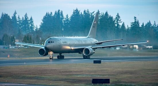 “Boeing” shkurton 10% të fuqisë punëtore