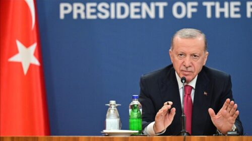 Erdoğan në Beograd, rithekson rëndësinë e paqes dhe stabilitetit në Ballkan