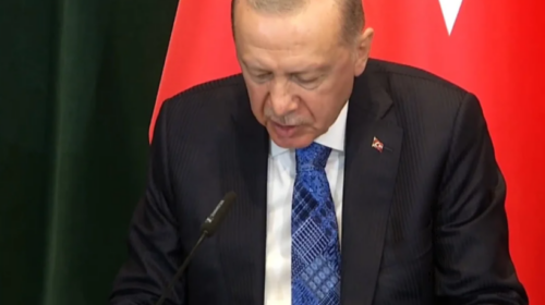 Hapja e xhamisë së Namazgjasë, Erdogan: Dhuratë e Turqisë për motrat dhe vëllezërit tanë në Shqipëri