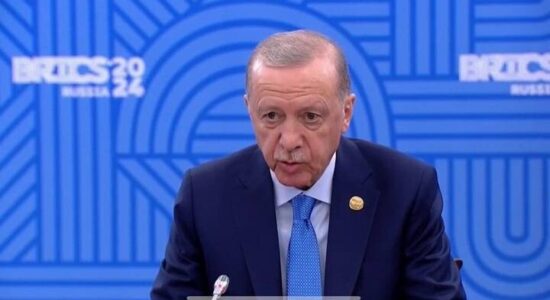 Erdoğan: Duart e ndyra që do të zgjaten drejt Turqisë do të thyhen’