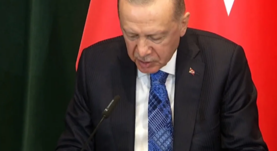 Hapja e xhamisë së Namazgjasë, Erdogan: Dhuratë e Turqisë për motrat dhe vëllezërit tanë në Shqipëri