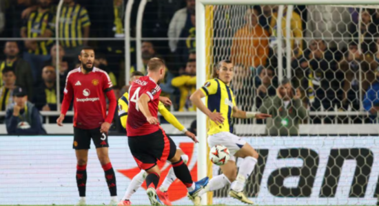 Europa League/ United “paqe” me Fenerbahce, favoritët nuk zhgënjejnë në sfidat e tjera të mbrëmjes