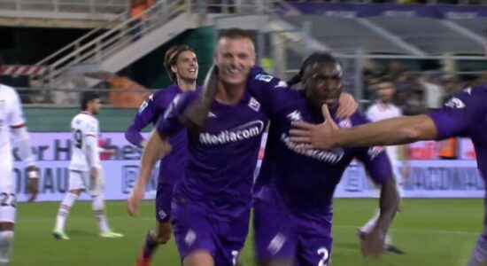 Milani mposhtet edhe nga Fiorentina