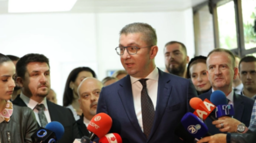 Kërkesa e Ahmetit për veting, Mickoski: Mendova se me shkuarjen e BDI-së në opozitë, përfundoi humori dhe satira