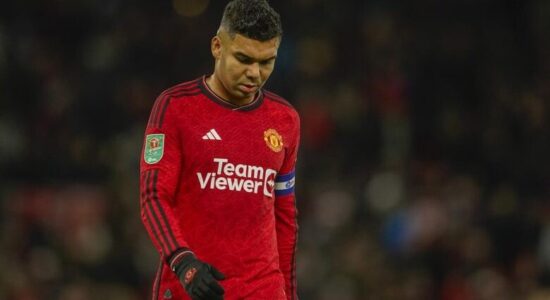 Manchester United merr një vendim drastik për Casemiron