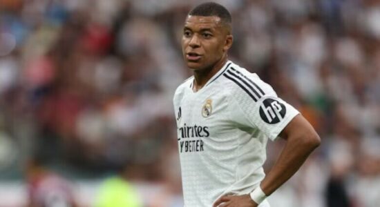 Pse Mbappe është i gatshëm të luajë për Real Madridin, por jo për Francën?