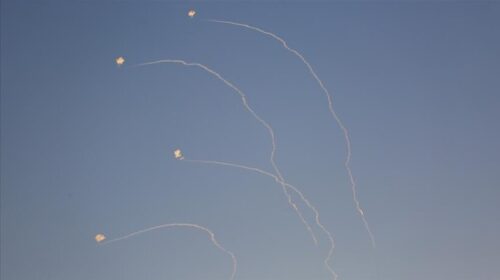 Në njëvjetorin e gjenocidit u lëshuan disa raketa nga Gaza drejt Izraelit