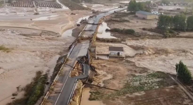 Pamje apokaliptike nga Spanja, uji merr para çdo gjë! Ja si duket Valencia (VIDEO)