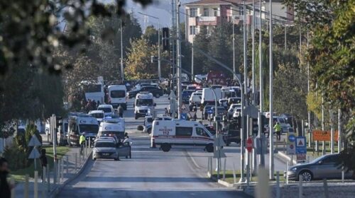 Terroristët sulmojnë Kompaninë Aksionare të Industrive Ajrore Turke