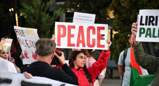 Shkup, mbahet protestë në solidarizim me popullin e Palestinës dhe Libanit