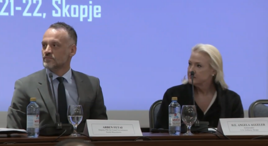 (VIDEO) Konferencë rajonale, ballkanasit bëhen bashkë për të luftuar korrupsionin