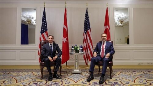 Kryediplomati turk dhe sekretari amerikan diskutojnë zhvillimet në Ga’za dhe Lib’an