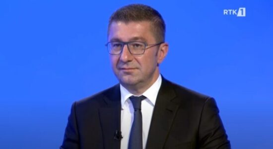 Mickoski: Gjuha shqipe nuk po rrezikohet, nuk i pengon askujt