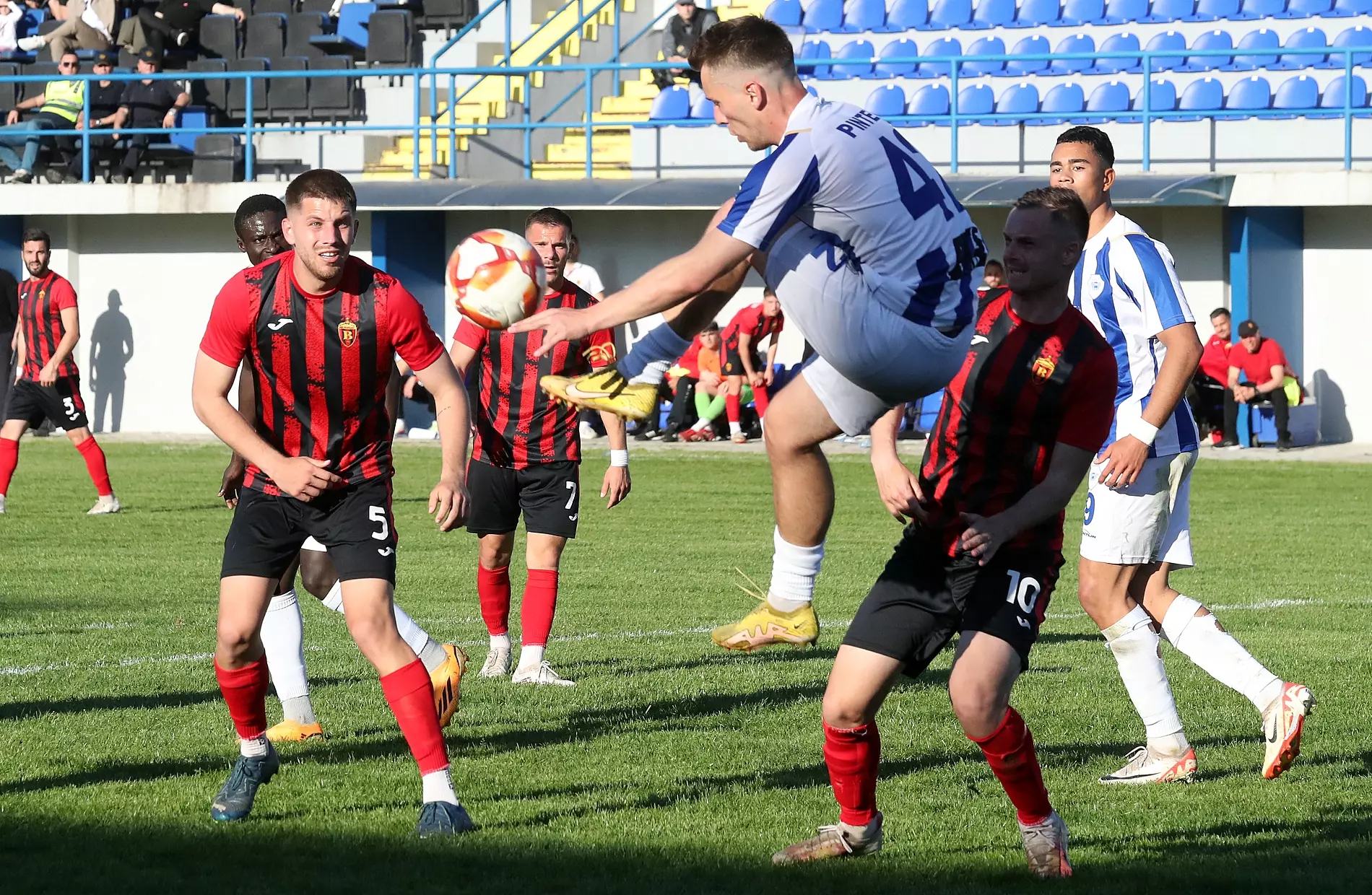 Të shtunën derbi kryeqytetit, Shkupi përballet me Vardarin