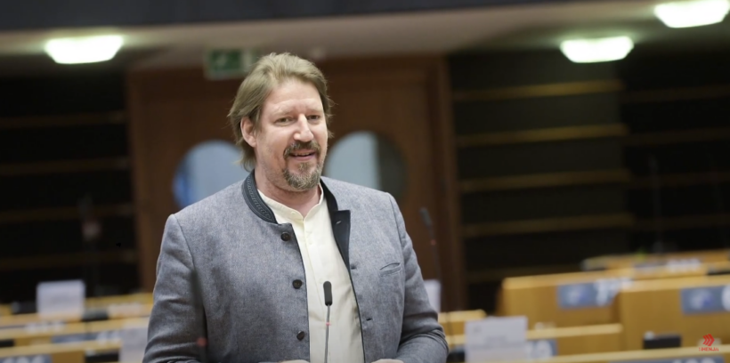 (VIDEO) Deputeti Thomas Waitz, raportues për RMV-në në Parlamentin Europian