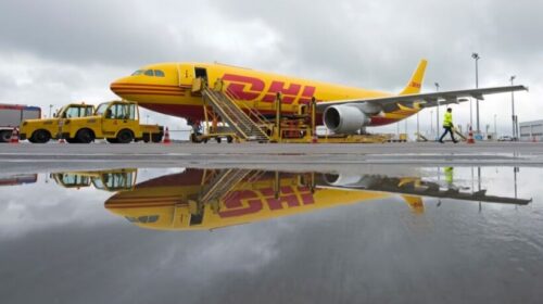 Rrëzohet një avion mallrash në Lituani, një i vdekur dhe dy të plagosur