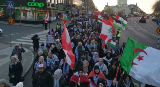 Stockholm, qindra qytetarë në prot’estë kundër sul’meve izra’elite në Ga’za, Lib’an dhe Iran