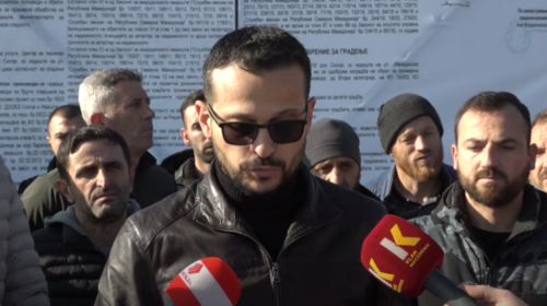 (VIDEO) Protestojnë banorët e Lubotenit, kërkojnë që toka e tyre t’i merret koncesionerit