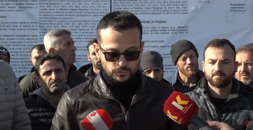 (VIDEO) Protestojnë banorët e Lubotenit, kërkojnë që toka e tyre t’i merret koncesionerit