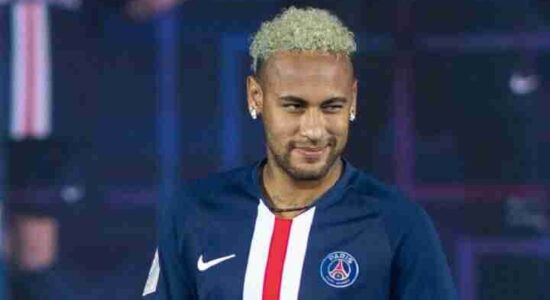 PSG-ja e paguante Neymarin 200 mijë euro për duartrokitje