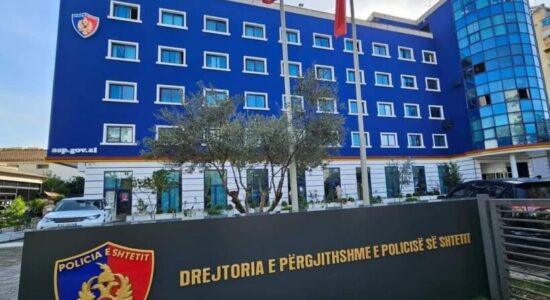 Policia e Shqipërisë shpreh indinjatë për lajmet e rreme rreth vra’sjes së 14-vjeçarit në Tiranë